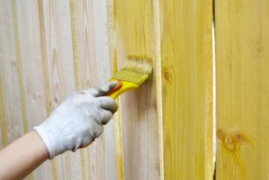 Professional Fence Painting in Orlando, FL Professional Fence Painting in Orlando, FL
